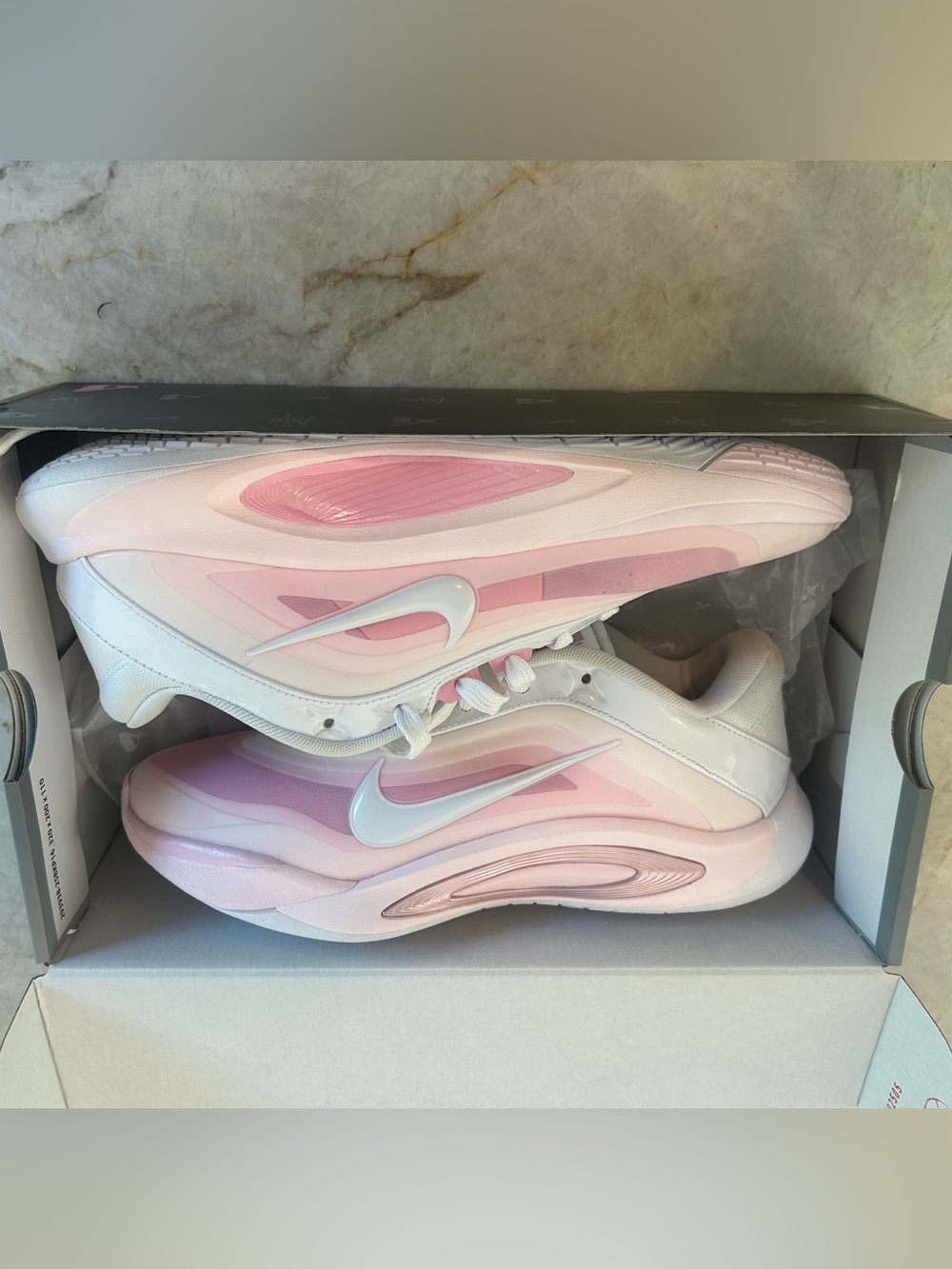 Nike A’One “#1 Draft Pick” Basketball Shoes – Women’s 8.5 – Pink/White